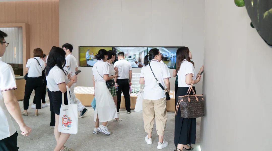 落地新戰(zhàn)略，實踐新模式，決戰(zhàn)新未來 ｜ 2022鷹牌墻地專家全國店長培訓(xùn)圓滿收官！(圖9)